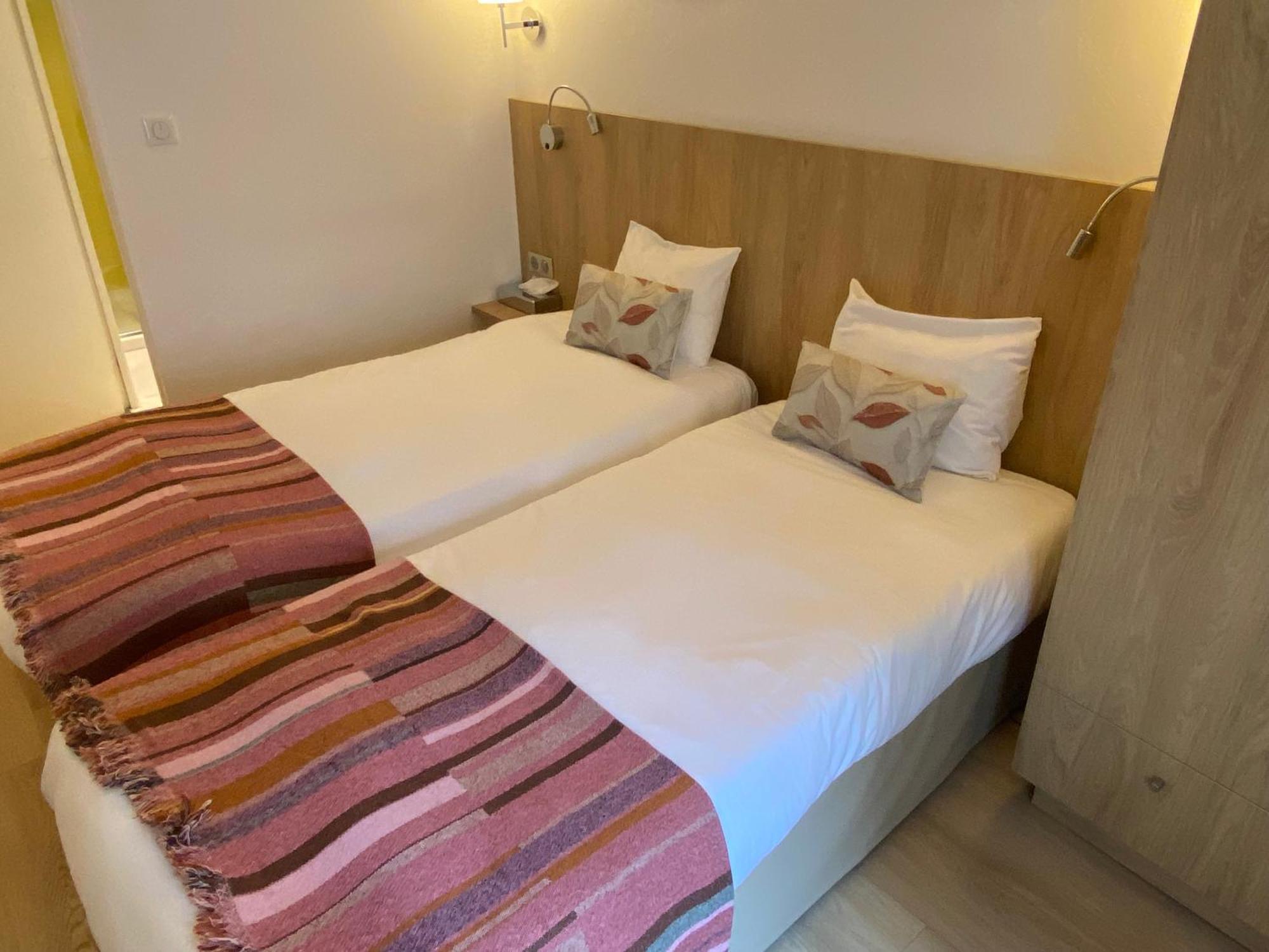 Hotel Restaurant Lesage Сарзо Экстерьер фото